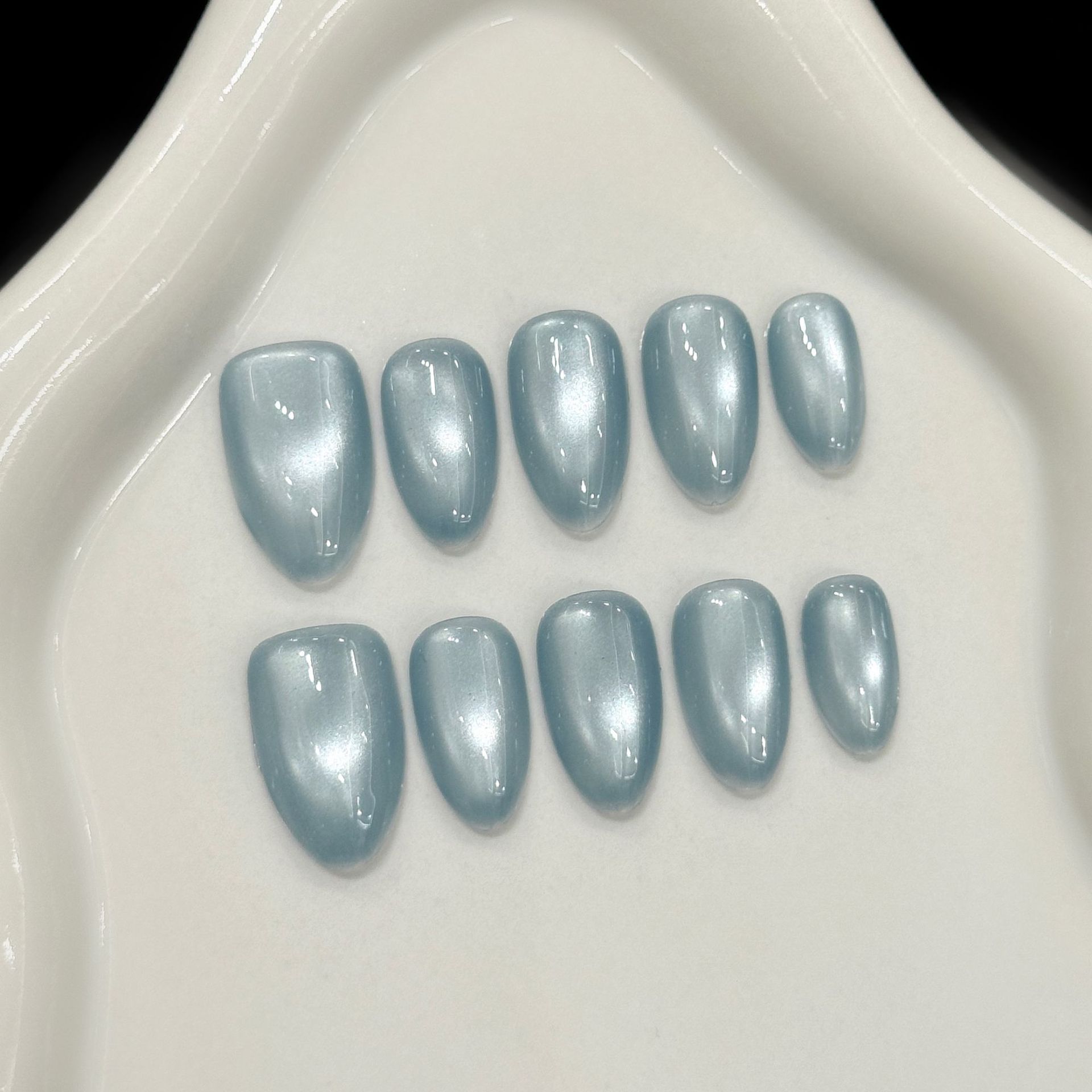 Resin Art And Design - 10 Peças de Unhas Falsas em