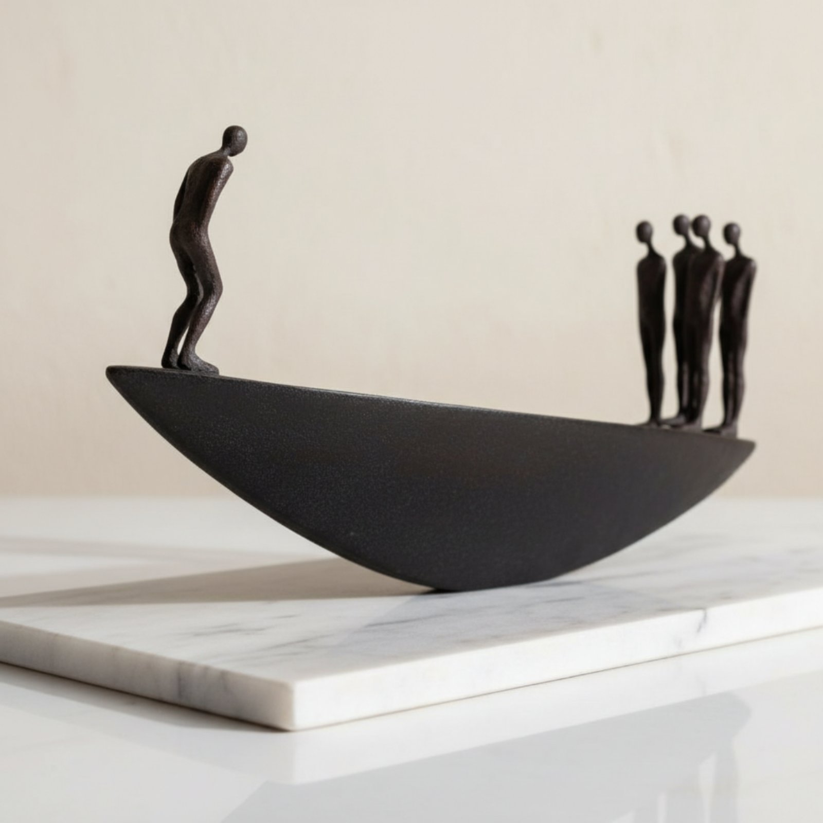 Estátua Moderna de Barco à Vel - Resin Art And Design avaliação e preço